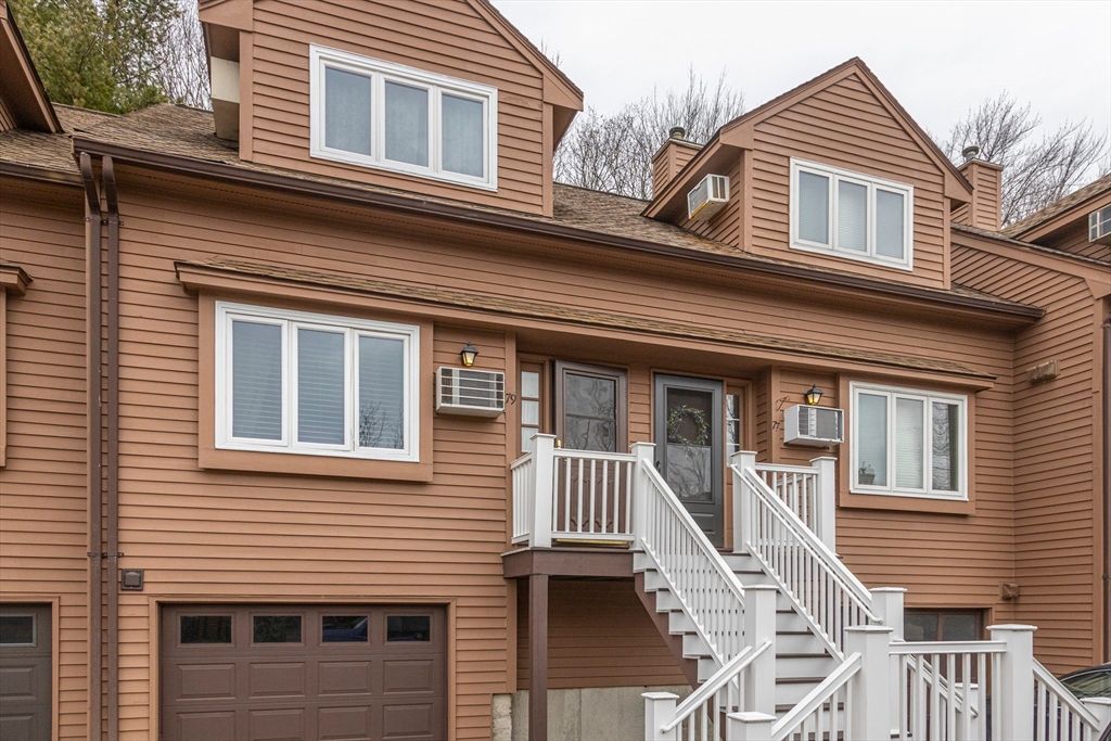 79 Casablanca Ct 79, Haverhill, MA 01832