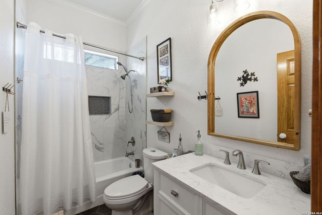 462 SUNCREST DR, New Braunfels, TX 78132