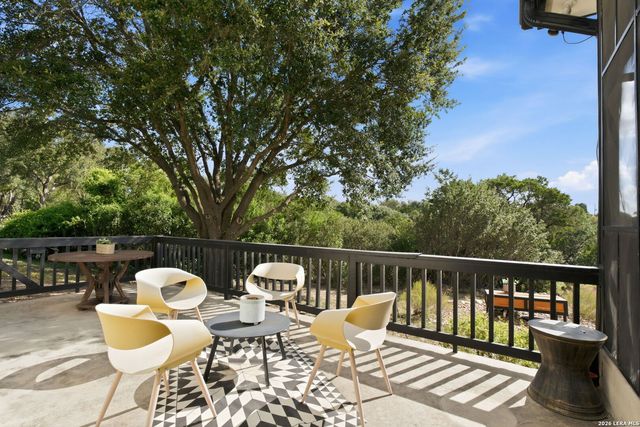 462 SUNCREST DR, New Braunfels, TX 78132