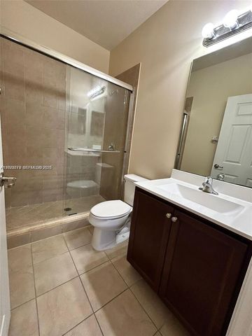 142 SE 28th Ter 7, Homestead, FL 33033