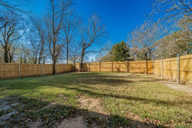 373 5TH Street NW, Paris, TX 75460