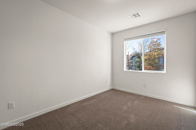 5013 Cavestone Road, Sun Valley, NV 89433