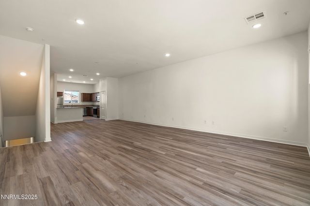 5013 Cavestone Road, Sun Valley, NV 89433