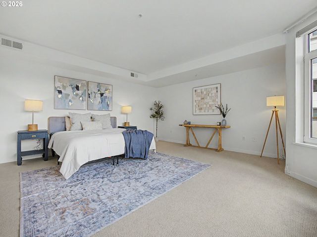 2445 Nw Westover Rd 202, Portland, OR 97210