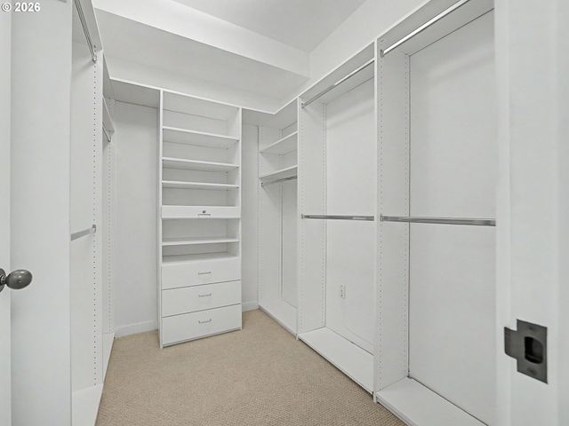 2445 Nw Westover Rd 202, Portland, OR 97210