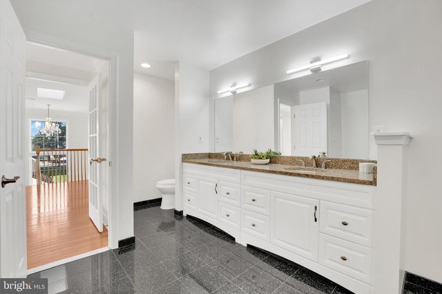 1615 S OAKLAND ST, Arlington, VA 22204