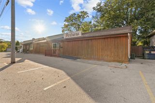 4704 E LAKE Road, Erie, PA 16511