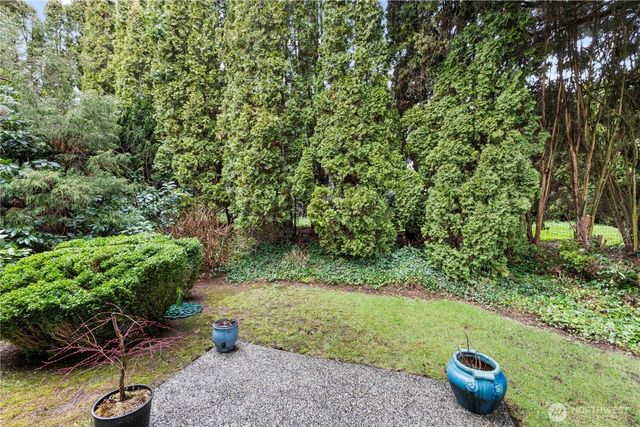 25709 118th Place SE, Kent, WA 98030