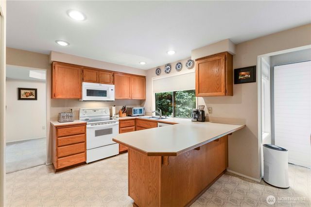 25709 118th Place SE, Kent, WA 98030