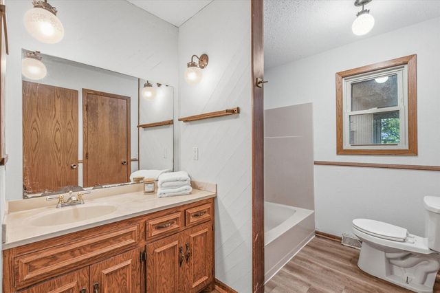 1817 Oregon Trail, Saint Cloud, MN 56301