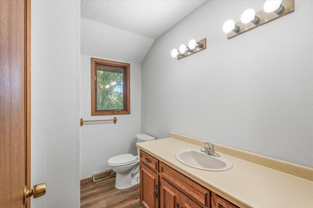 1817 Oregon Trail, Saint Cloud, MN 56301