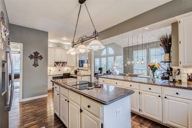194 Chinaberry Way, Coppell, TX 75019