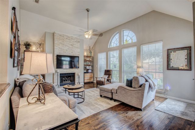 194 Chinaberry Way, Coppell, TX 75019