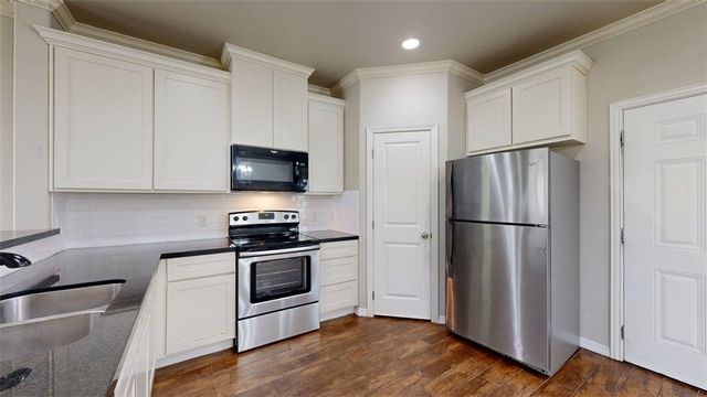 108 Richards Street, College Station, TX 77845