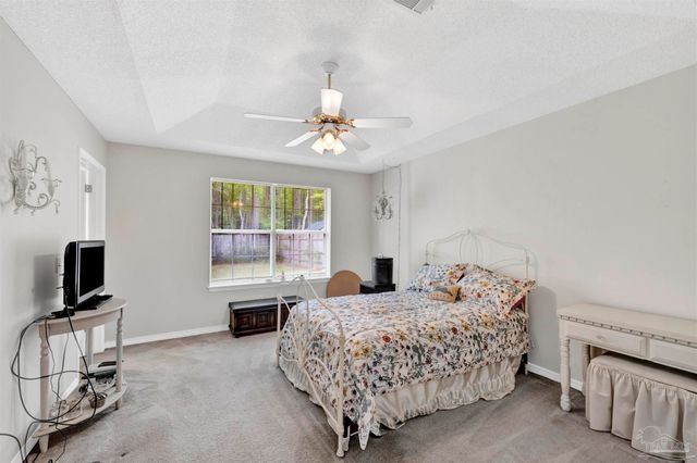 10049 Centre St, Pensacola, FL 32506