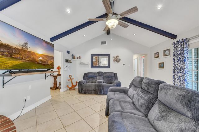 2211 Bayou Drive, League City, TX 77573