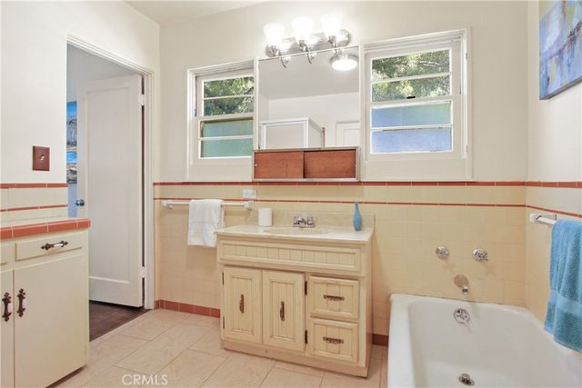 1900 Kerns Avenue, San Marino, CA 91108