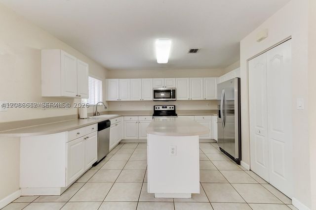 21222 SW 88th Pl, Cutler Bay, FL 33189