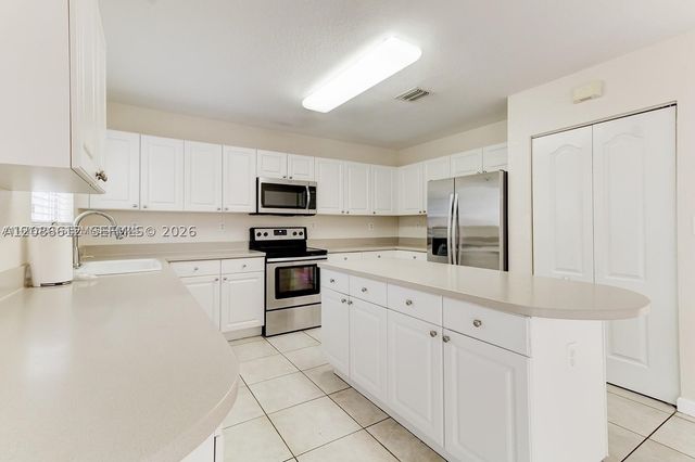 21222 SW 88th Pl, Cutler Bay, FL 33189