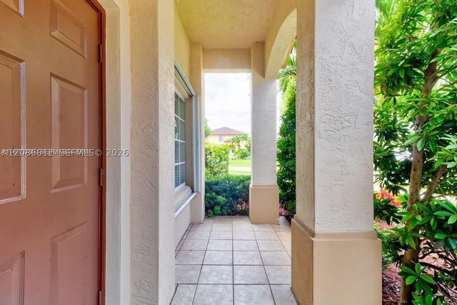 21222 SW 88th Pl, Cutler Bay, FL 33189