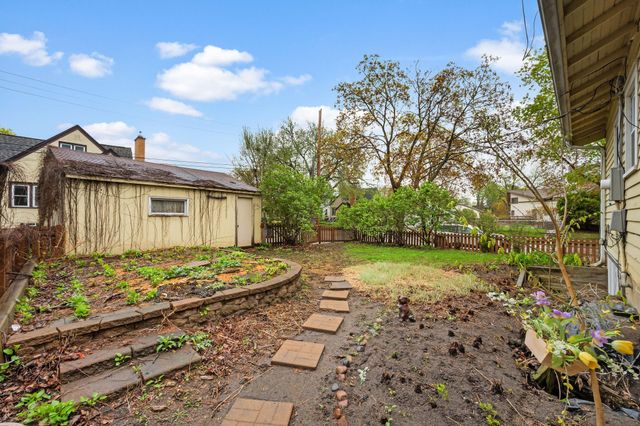 4122 Nawadaha Boulevard, Minneapolis, MN 55406