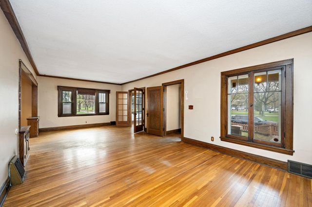 4122 Nawadaha Boulevard, Minneapolis, MN 55406