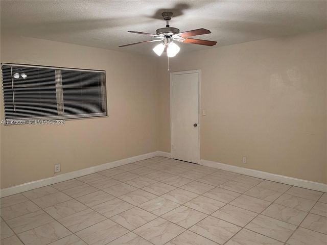 7601 Venetian Street 4, Miramar, FL 33023