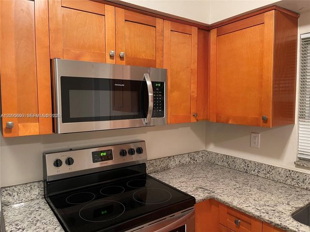 7601 Venetian Street 4, Miramar, FL 33023