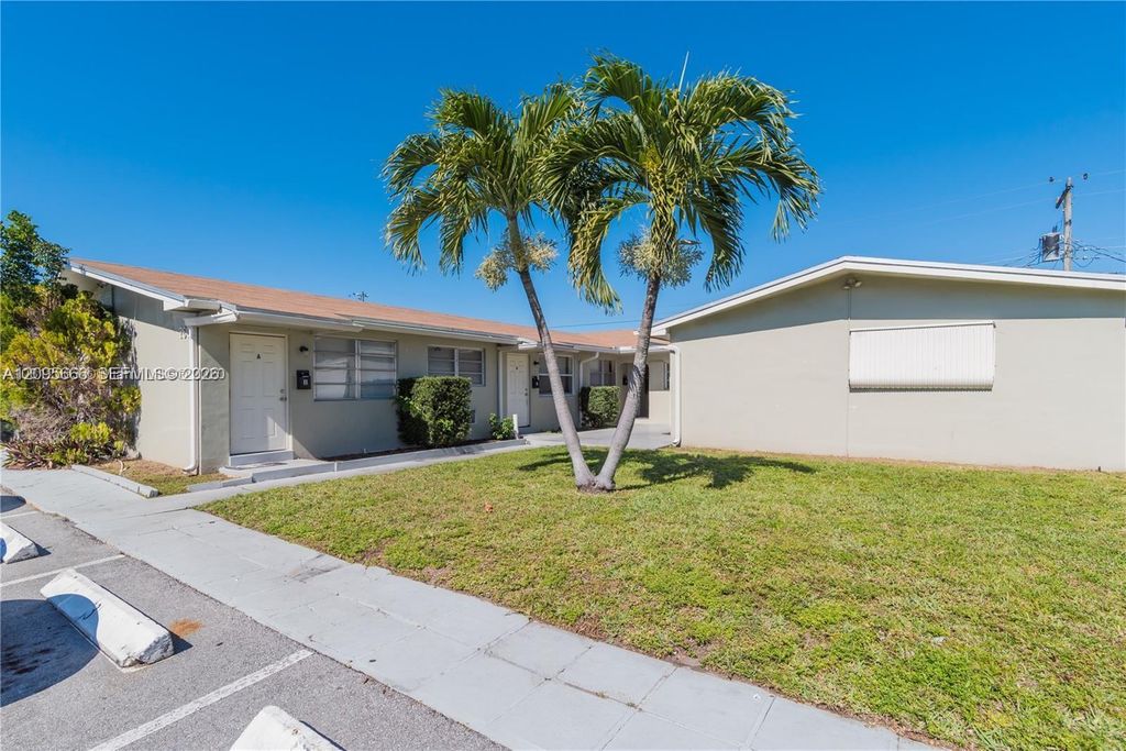 7601 Venetian Street 4, Miramar, FL 33023