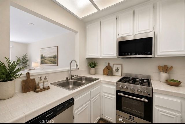 13 Via Meseta, Rancho Santa Margarita, CA 92688