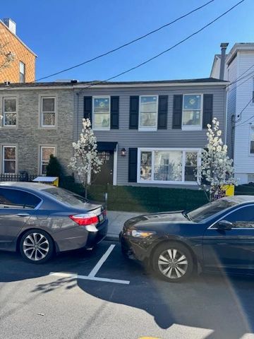 511 8TH ST, Union City, NJ 07087