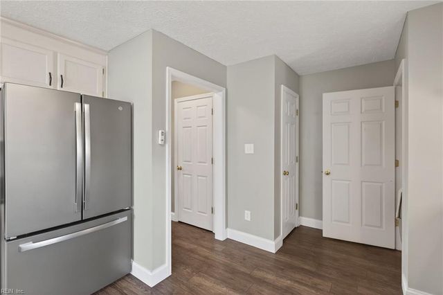 7512 Hughart ST, Norfolk, VA 23505