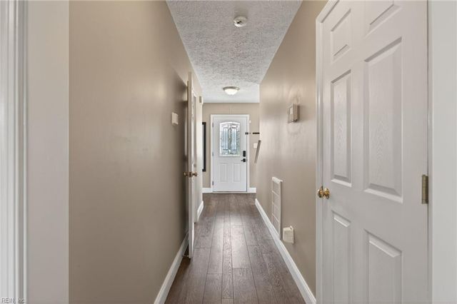 7512 Hughart ST, Norfolk, VA 23505