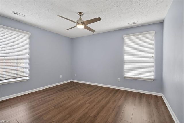 7512 Hughart ST, Norfolk, VA 23505