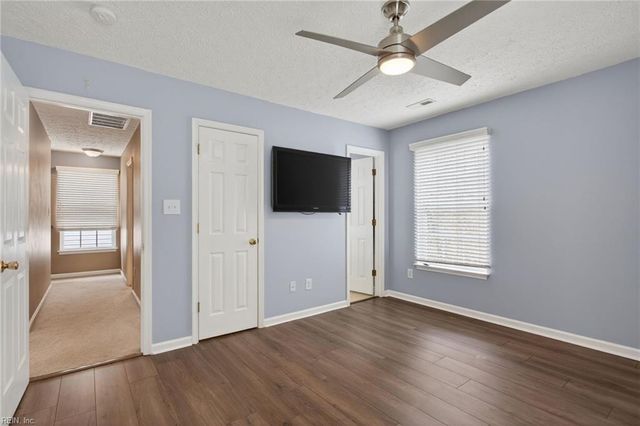 7512 Hughart ST, Norfolk, VA 23505