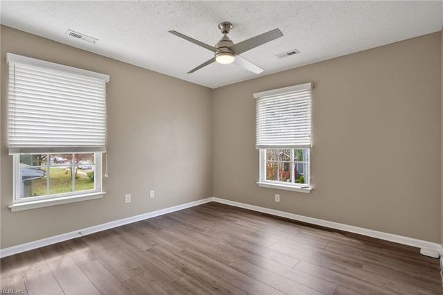 7512 Hughart ST, Norfolk, VA 23505