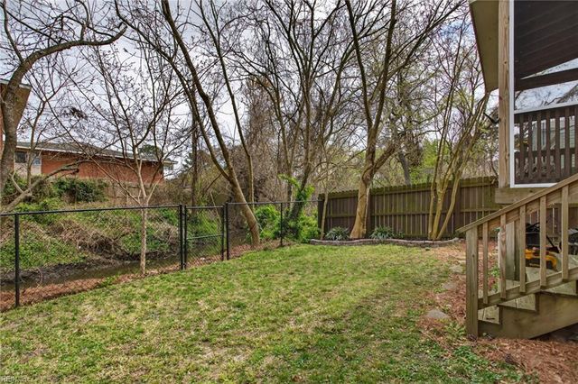 7512 Hughart ST, Norfolk, VA 23505