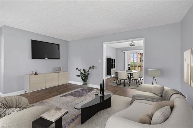 7512 Hughart ST, Norfolk, VA 23505