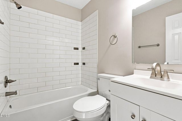 2213 Carthage Circle, Raleigh, NC 27604