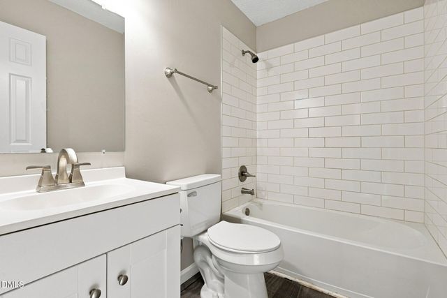 2213 Carthage Circle, Raleigh, NC 27604
