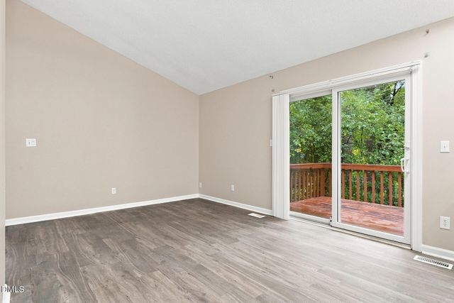 2213 Carthage Circle, Raleigh, NC 27604