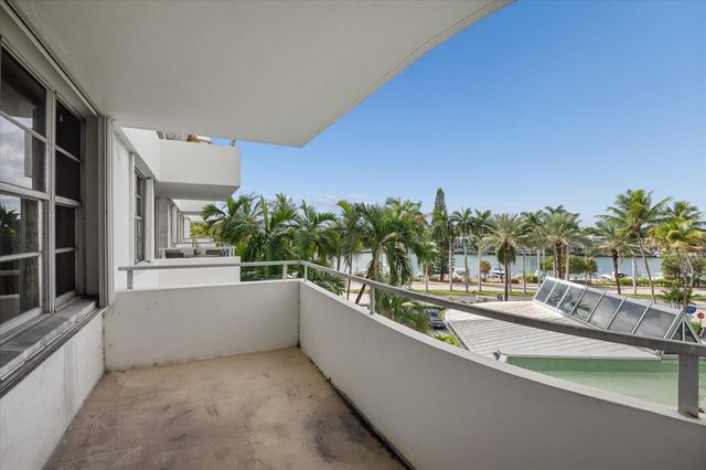 5151 Collins Ave 520, Miami Beach, FL 33140