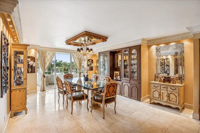 5151 Collins Ave 520, Miami Beach, FL 33140