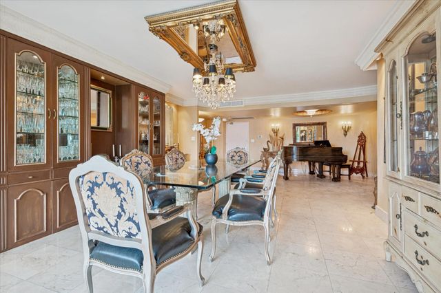 5151 Collins Ave 520, Miami Beach, FL 33140