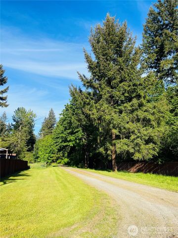 8806 356th Street S, Mckenna, WA 98558