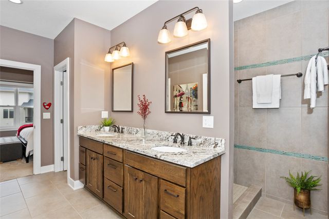 515 NE Brookshire Court, Waukee, IA 50263