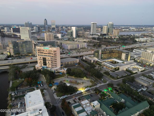 1590 LE BARON Avenue 1590, Jacksonville, FL 32207