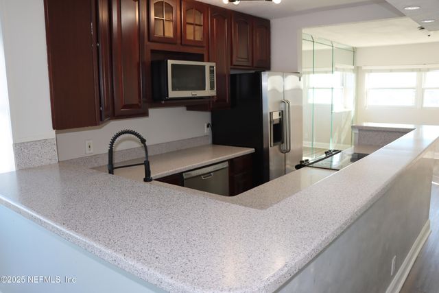 1590 LE BARON Avenue 1590, Jacksonville, FL 32207