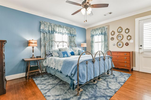 1128 Postoffice Street, Galveston, TX 77550