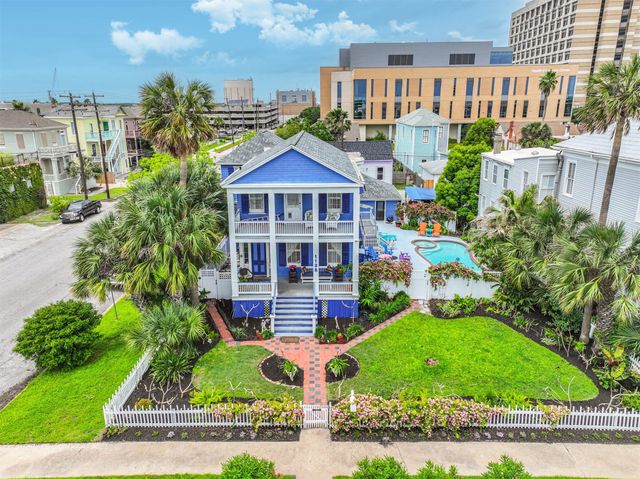 1128 Postoffice Street, Galveston, TX 77550